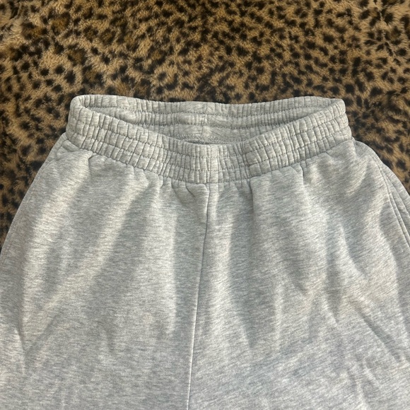 Gray H&M Sweatpants - Picture 2 of 4